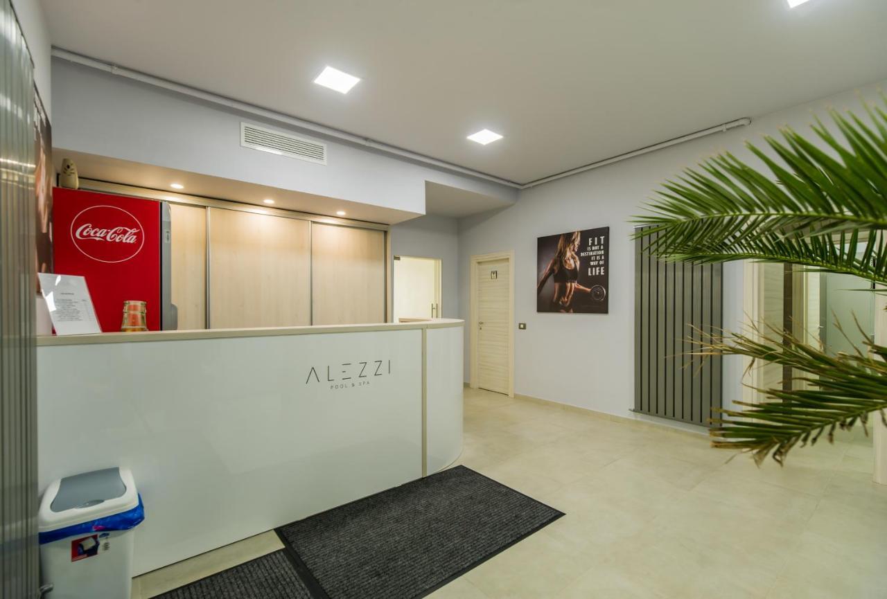 Sea Love Apt Spa N Pools Beach Resort Năvodari Eksteriør bilde